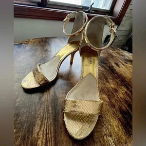 MICHAEL Michael Kors | ladies Kristen heeled sandal. Size: 6.5M